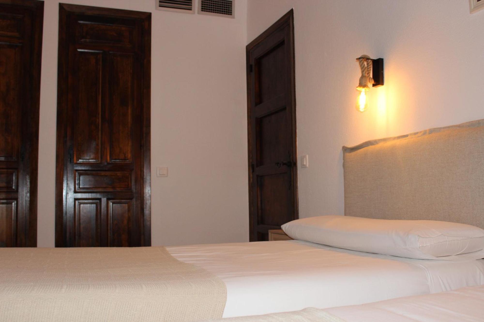 Apartamentos De Astroturismo La Canada Torrejón el Rubio Exteriör bild