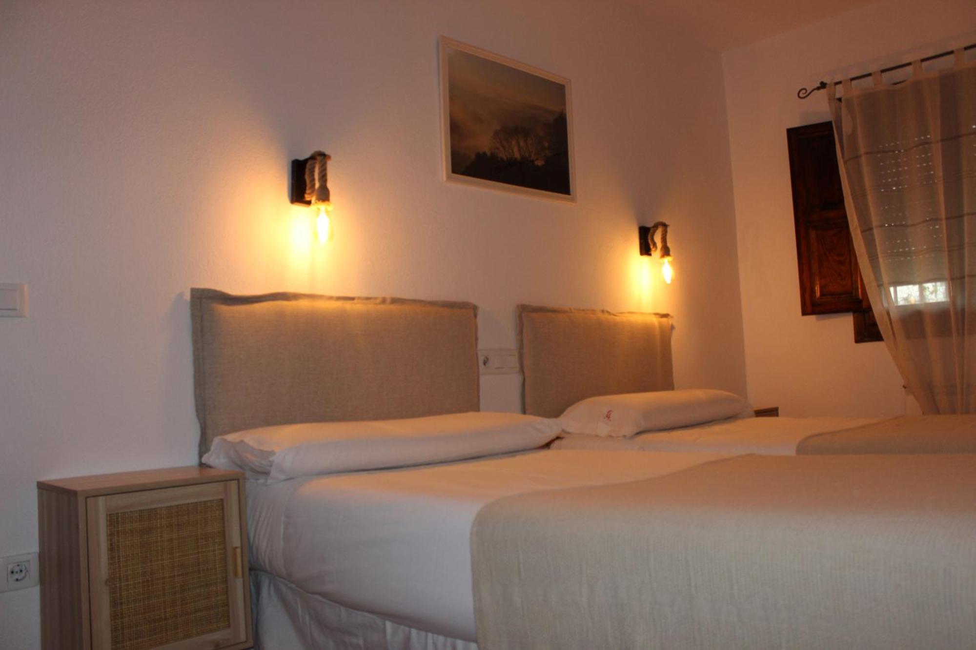 Apartamentos De Astroturismo La Canada Torrejón el Rubio Exteriör bild