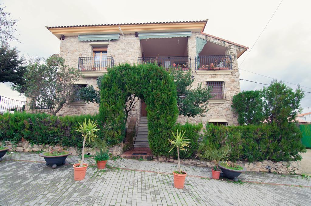Apartamentos De Astroturismo La Canada Torrejón el Rubio Exteriör bild